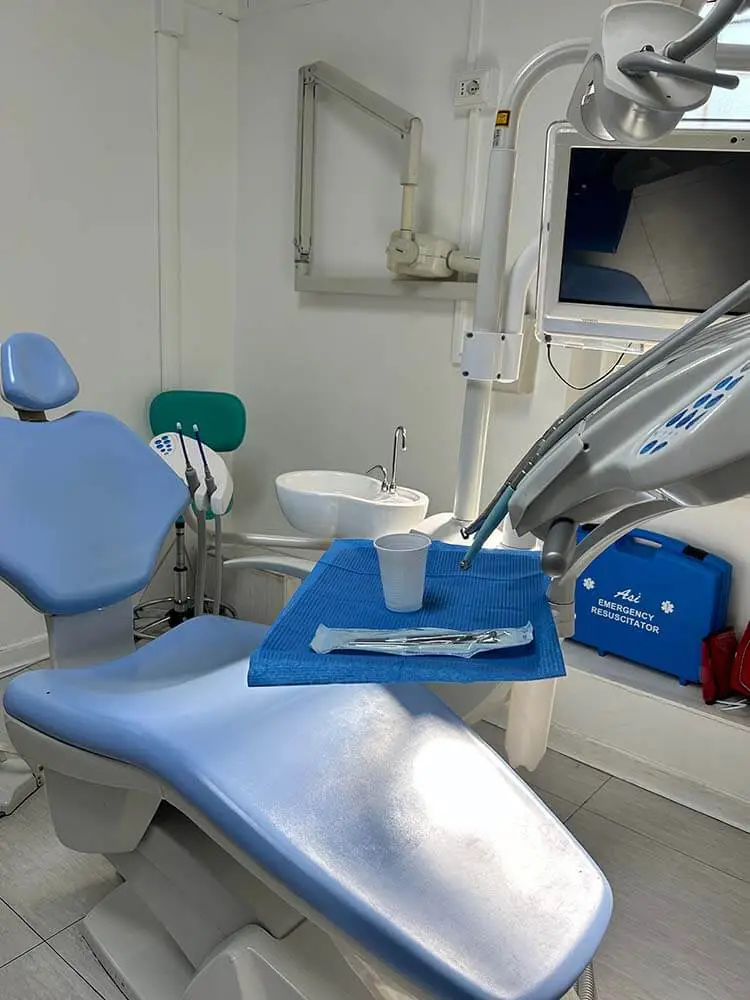 Studio Dentistico Biodental - Poltrona Dentista Roma